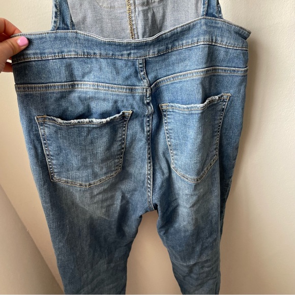 Sneak Peek Denim Overalls - Picture 5 of 9